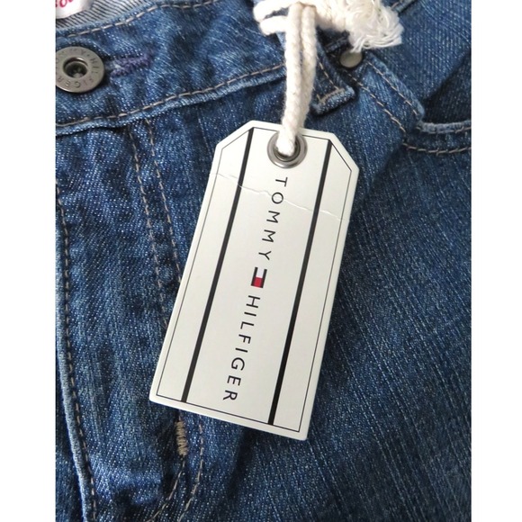NWT Tommy Hilfiger Low Rise Boot Cut Jeans Size 8R 100% Cotton 8 Medium Wash - Picture 10 of 11